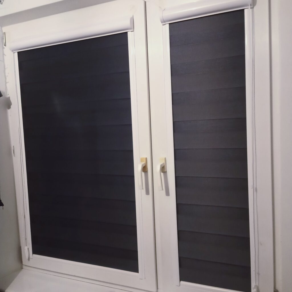 roleta dzień noc czarna